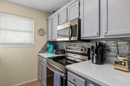 Beach Access Steps Away: Your South Padre Retreat - Image 5