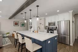 Scallop Waterfront Cottage @ LIV Gateway to Mars - Image 4