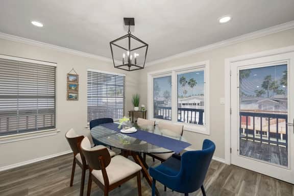 Scallop Waterfront Cottage @ LIV Gateway to Mars - Image 5